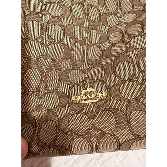 Authentic Coach Small Dufflette In Signature Jacquard - Picture 2 of 10